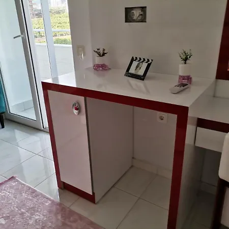 Amazing Apartment Study In Mahmutlar View To Old City 公寓