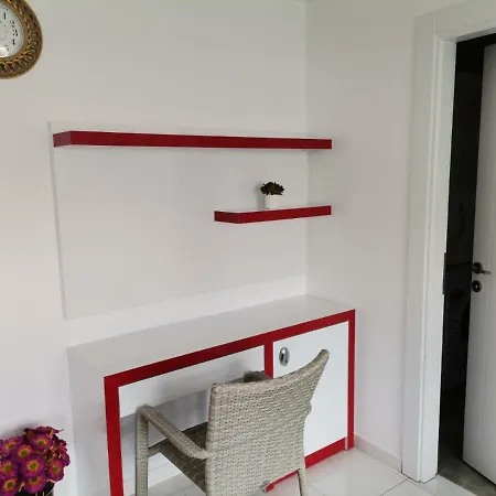Amazing Apartment Study In Mahmutlar View To Old City 公寓